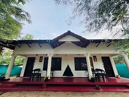 Kadal Beach House Marari