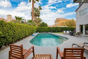 Desert Scarif Private Pool Hot Tub Putting Green Near Coachella Festiv