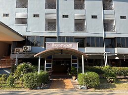 Cabbages & Condoms Hotel Ratchaburi