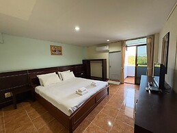 Cabbages & Condoms Hotel Ratchaburi