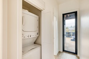 1216 Skyline Ranch 200 Private Hot Tub w View Premier Downtown Locatio