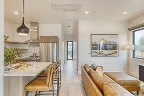 1216 Skyline Ranch 200 Private Hot Tub w View Premier Downtown Locatio