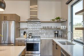 1216 Skyline Ranch 200 Downtown Location Private Hot Tub Mins to Old B