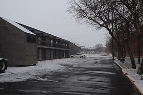 Fort York Motel