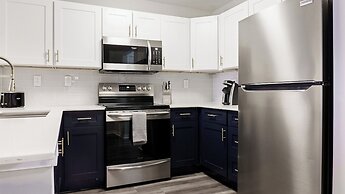 Canal Walk District Apartments by Barsala