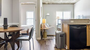 Canal Walk District Apartments by Barsala