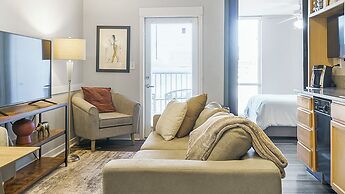 Canal Walk District Apartments by Barsala