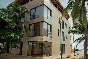 Hotel UNNU