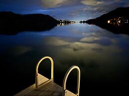 Skaha Lakefront Inn