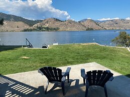 Skaha Lakefront Inn