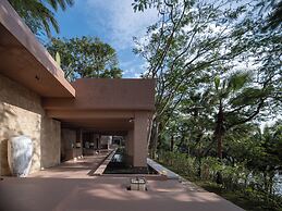 Anlai Rainforest Luxury Resort