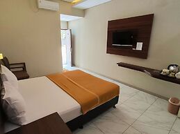 Bandengan Beach Hotel Jepara 2