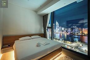 Metropole Thu Thiem Skyline Apartment