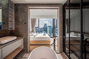 Metropole Thu Thiem Skyline Apartment