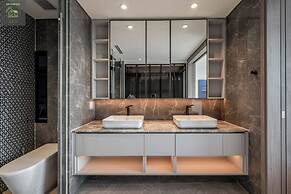 Metropole Thu Thiem Skyline Apartment