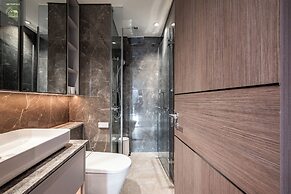 Metropole Thu Thiem Skyline Apartment