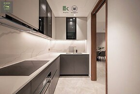 Metropole Thu Thiem Skyline Apartment