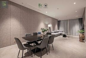 Metropole Thu Thiem Skyline Apartment