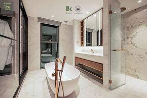 Metropole Thu Thiem Skyline Apartment