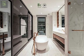 Metropole Thu Thiem Skyline Apartment