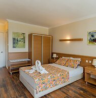 Aqua Nina Resort Hotel