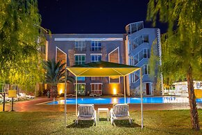 Aqua Nina Resort Hotel