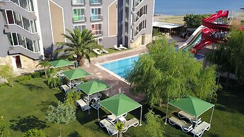 Aqua Nina Resort Hotel