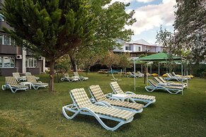 Aqua Nina Resort Hotel