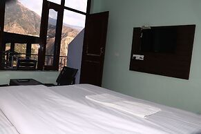 HillOra Mcleodganj