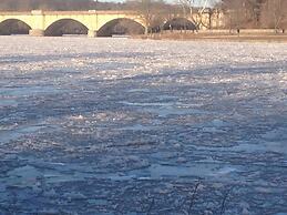 Susquehanna River House
