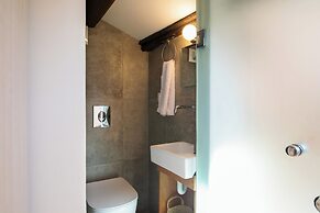 Campiello Urban Nest by Corfuescapes