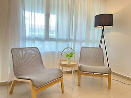 Tiara Desaru By Antlerzone