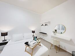 Tiara Desaru By Antlerzone