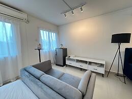 Tiara Desaru By Antlerzone