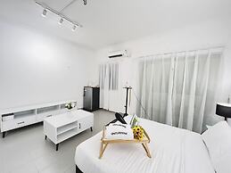 Tiara Desaru By Antlerzone