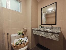 Tiara Desaru By Antlerzone