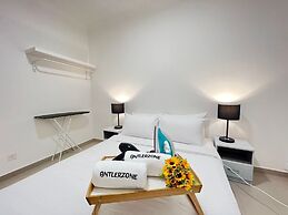 Tiara Desaru By Antlerzone