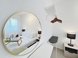 Tiara Desaru By Antlerzone