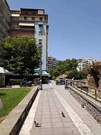 Large Studio/family Apartment