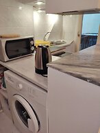 Large Studio/family Apartment