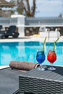 Black Coast Hotel Santorini