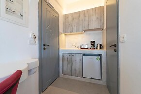 Black Coast Hotel Santorini