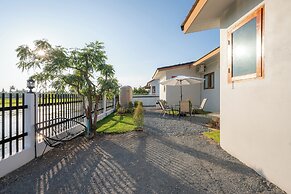 The garden pool villa resort at doisaket