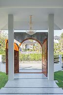 The garden pool villa resort at doisaket