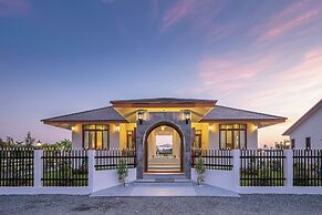 The garden pool villa resort at doisaket