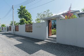 The garden pool villa resort at doisaket