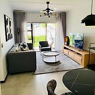 The Henlee Apartment Tocara