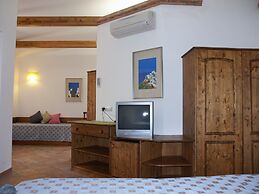 agriturismo borgo piazza