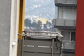 Sleep4-freep-mountainview-balcony-petfriendly