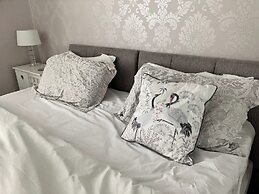 Golf Paradise,restaurants,bars,beach ,shops,walks